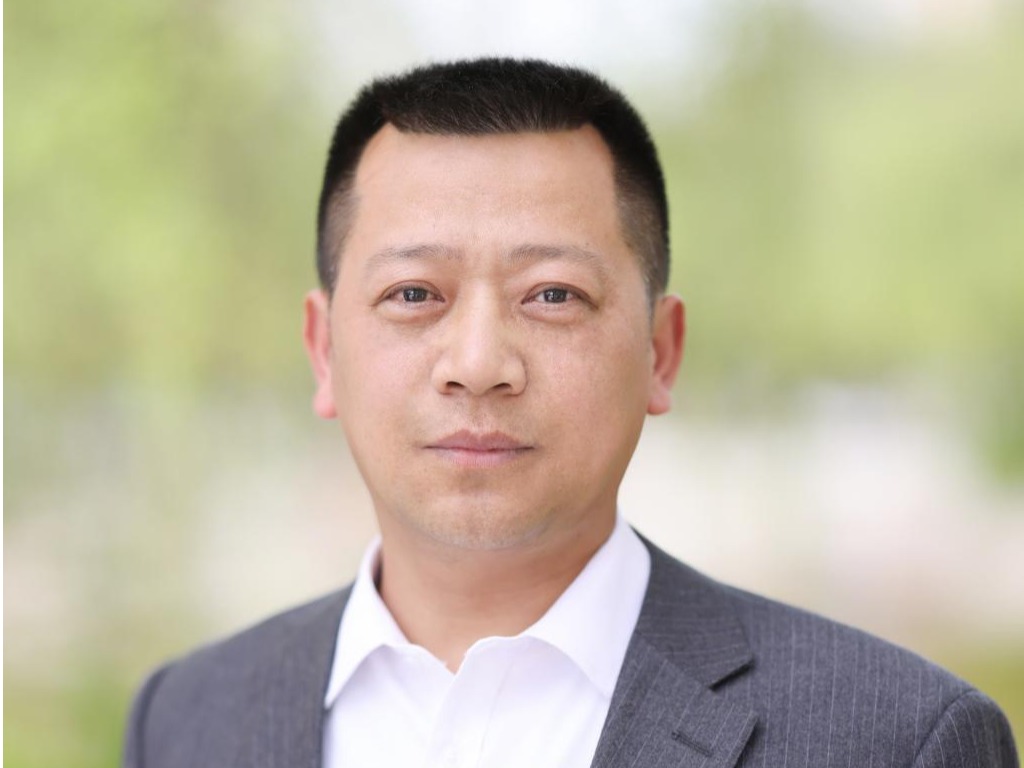 罗立明 公司党总支书记